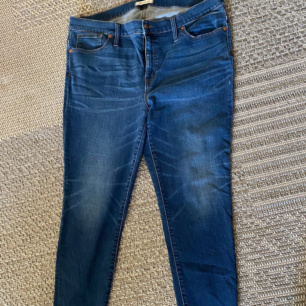 Madewell high rise skinny jeans (size 34)